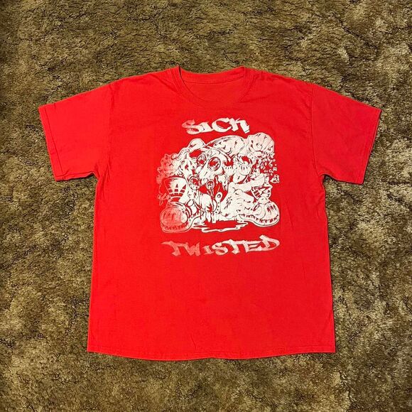 Vintage Y2K "Sick N Twisted" Faded Graphic Skater T-Shirt Red Large - Picture 1 of 4